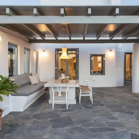Aqua Breeze Villas On The Beach-2